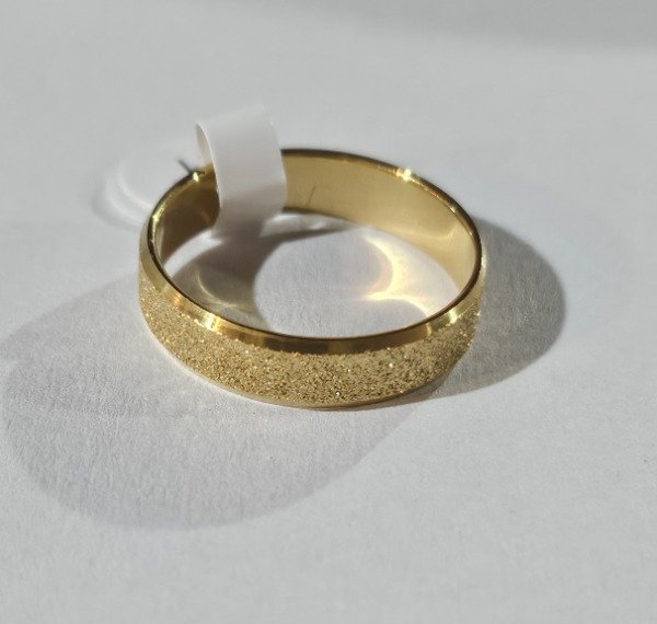 Producto - Anillo arenado dorado liso