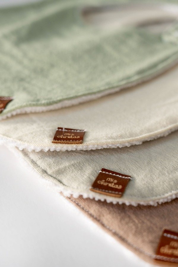 Producto - Babero Tricapa