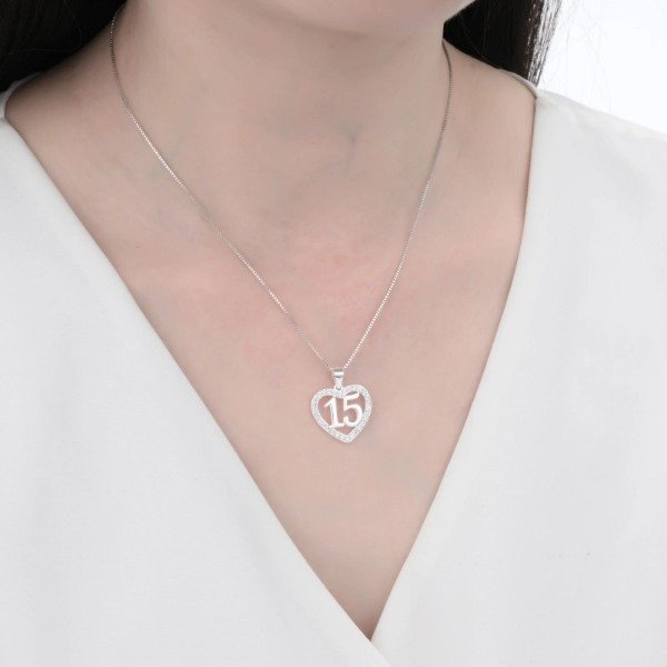 Producto - Dije 15 Primaveras 19 Milímetros