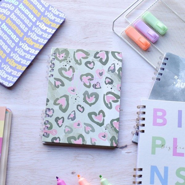 Producto - Cuadernos anillados de tapa dura