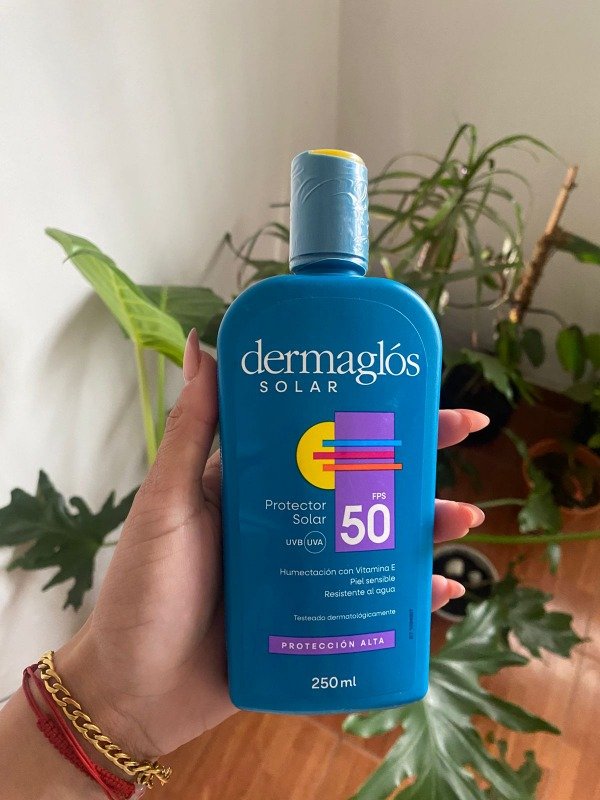 Producto - Protector Solar 250ml Dermaglos 50FPS