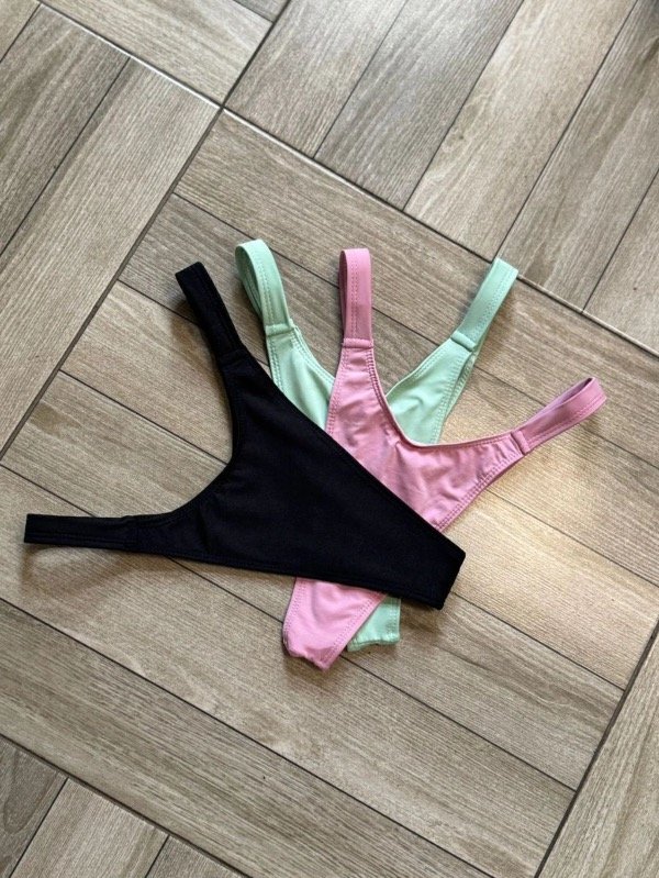 Producto - Bombis en V lycra x3