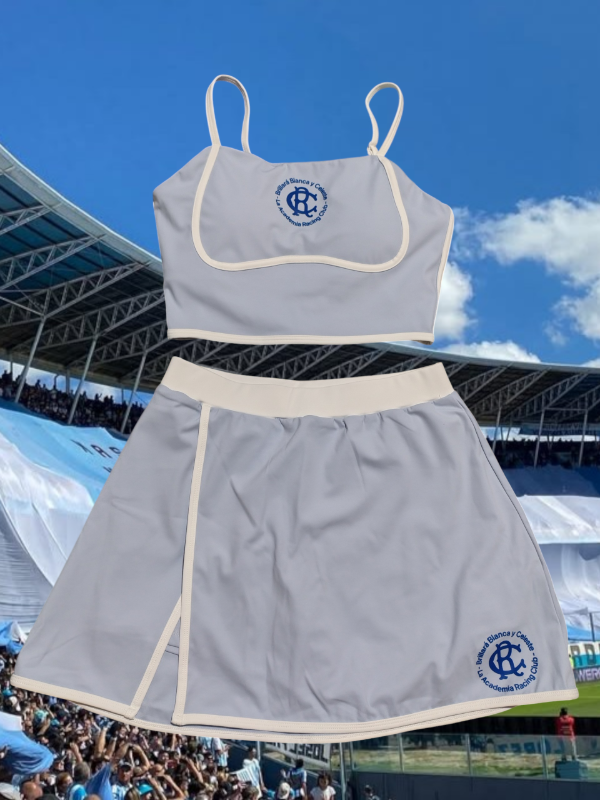 Conjunto short pollera celeste