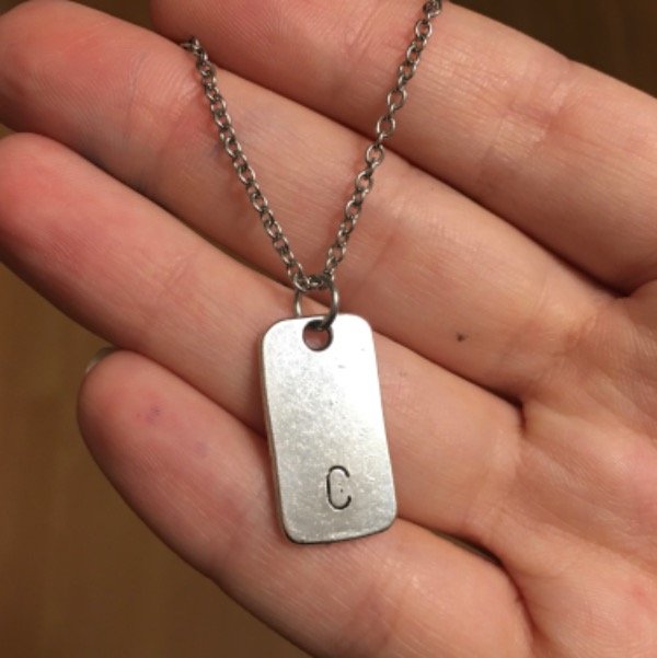Producto - Chapita Personalizada Rectangular (1-2 dígitos)