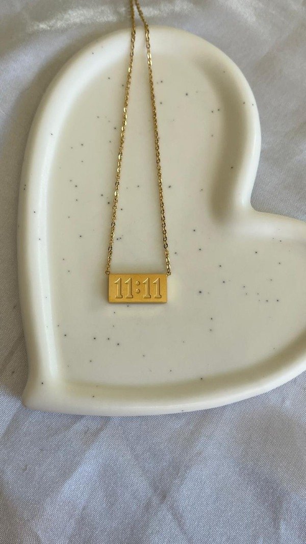 Producto - COLLAR 11:11 DORADO