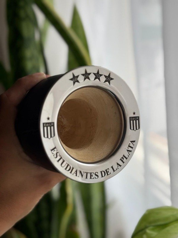 Producto - Mate Personalizado de Estudiantes