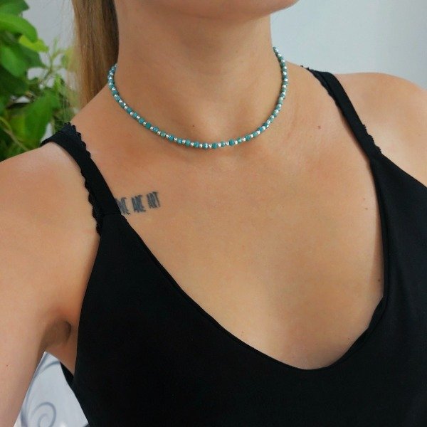 Producto - Chocker cristales verde oscuro con bolitas