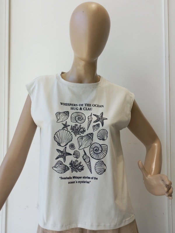 Producto - Remera Sin Manga Algodón 20/1 Estampa "Whispers" (Art. 5763)