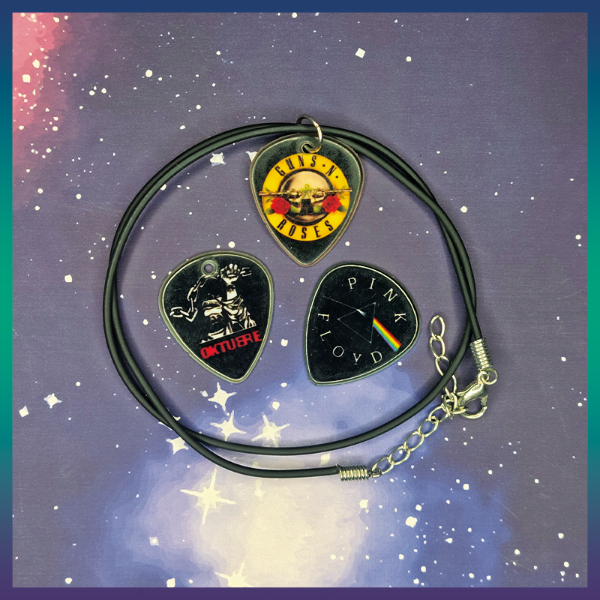 Producto - Pack x 3 Púas Personalizadas con Collar de Caucho