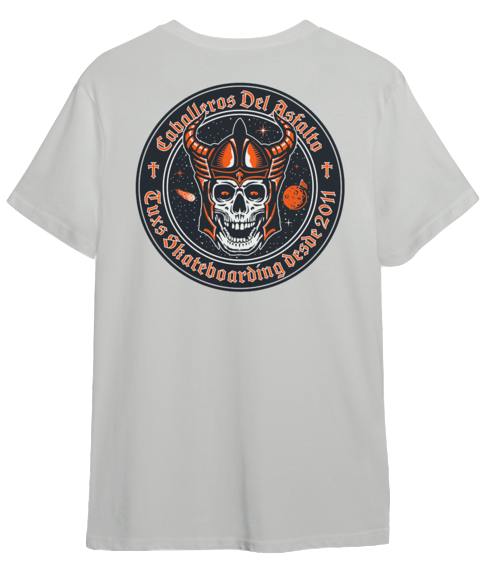 Producto - REMERA TUXS SKATE - CABALLEROS DEL ASFALTO CRUDO