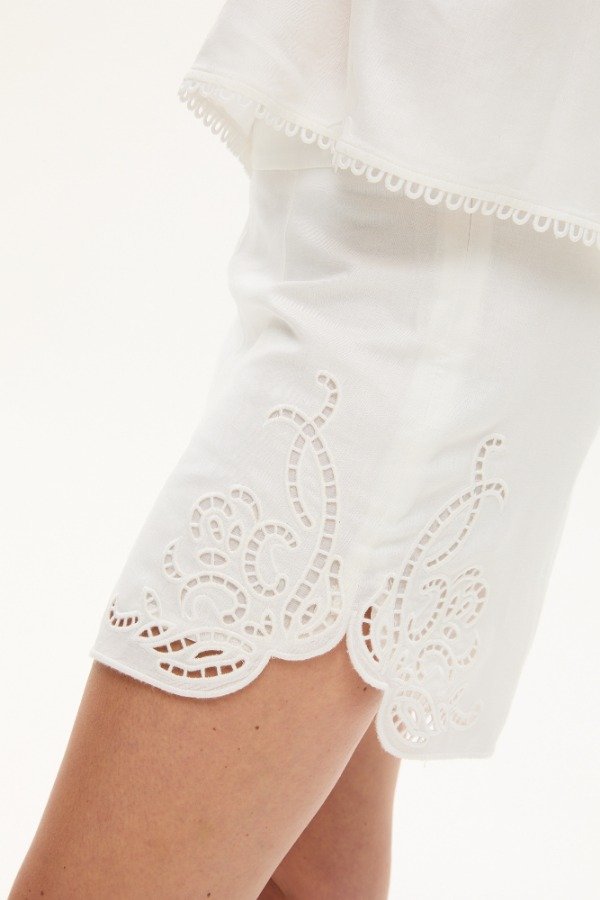 Producto - SHORT LINO CALADO