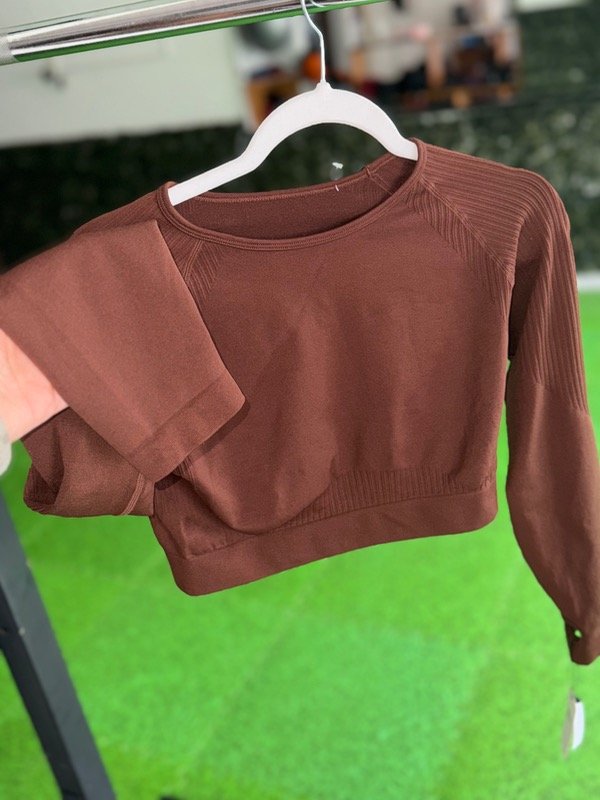 Producto - Top - Buzo Asian