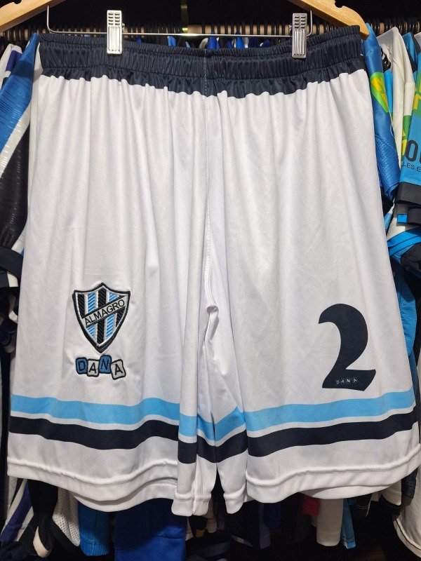 Producto - Short de almagro dana 2000