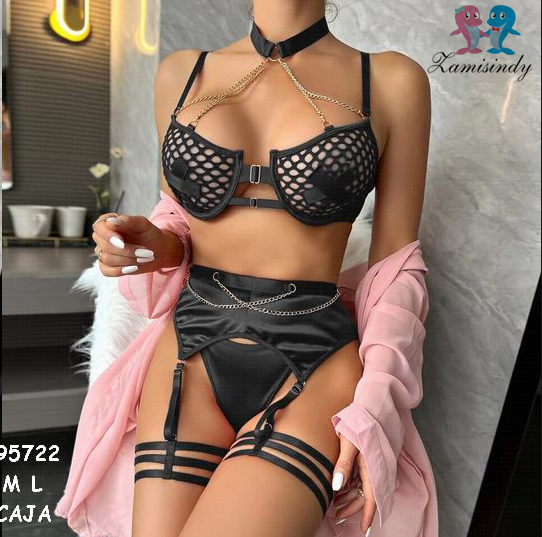 Producto - Conjunto Sexy con cadenas y portaligas
