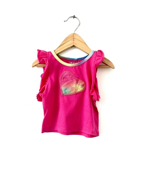 Producto - Musculosa Corazón  - Fucsia