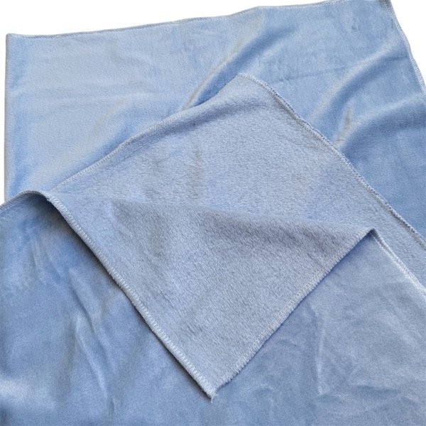 Producto - Manta plush lisa celeste