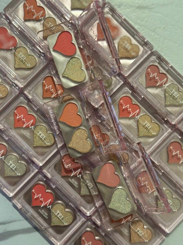 Producto - DUO ILUMINADOR Y RUBOR CORAZON - TEI  - CAJA DE 24 UNIDADES