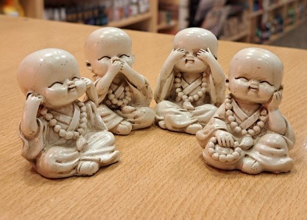 Producto - Buda blanco x 4 unidades 5 cm