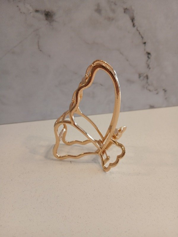 Producto - Broche gold metálico