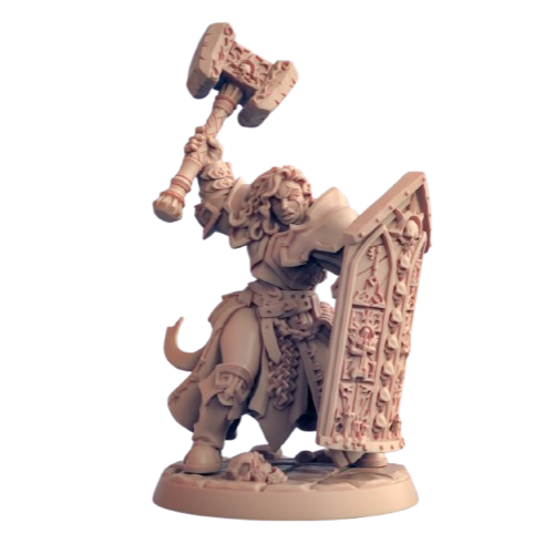 Producto - Humana con Martillo y Escudo