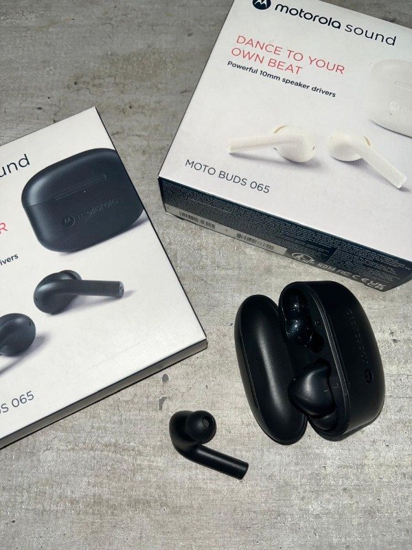 Producto - AURICULAR ORIGINAL BT MOTOROLA BUDS 065 NEGRO