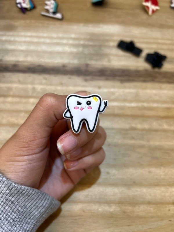 Producto - Pin para ropa Odontología ( odonto6 )