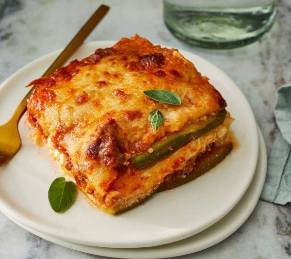 Producto - Lasagna keto de zucchini con ternera, vegetales y salsa fileto