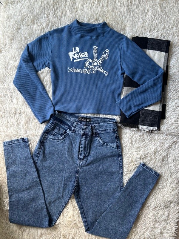 Producto - Polera #esquivandocharcos