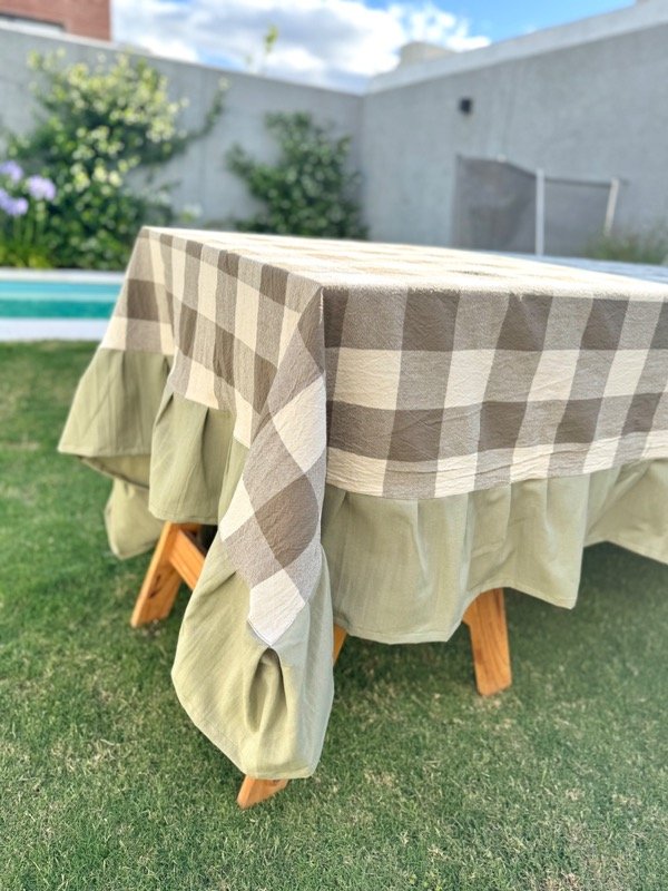 Producto - Mantel tusor picnic verde eucalipto con volados verde - 1