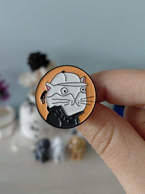 Producto - Pin metalizado - Michi #2445
