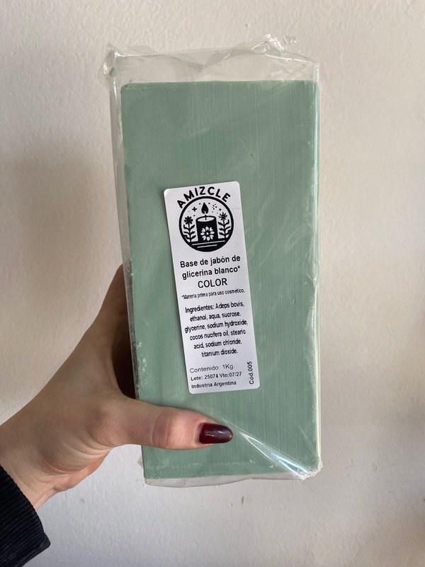 Producto - BARRA DE GLICERINA VERDE PASTEL