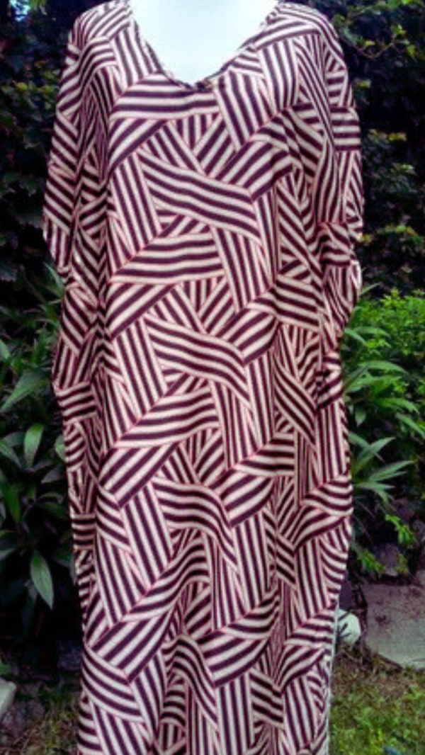 Producto - Vestido Kaftan Ruzovy. Túnica En Seda Estampada. Talle L
