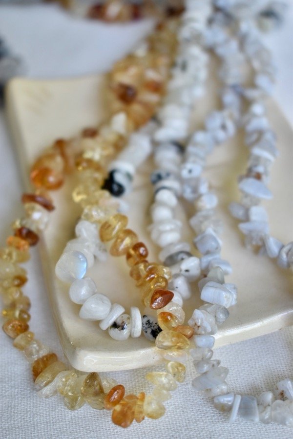 Producto - Collar chips Adularia (piedra de la luna)