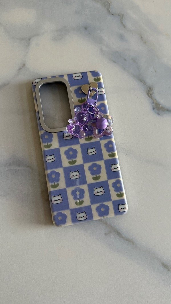 Producto - Funda charm diseño A26
