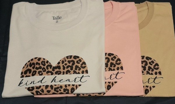 Producto - Remera estampada corazón animal print - 1