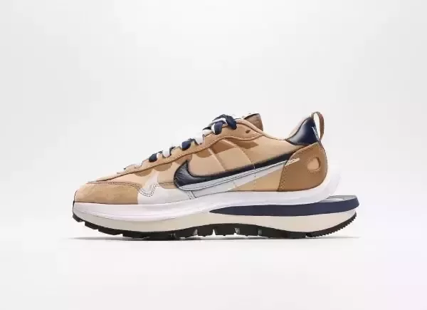 Producto - Sacai x Vaporwaffle - 2