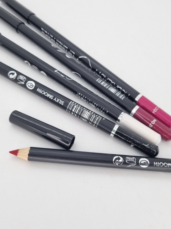 Producto - Lapiz delineador de labios hudabeauty