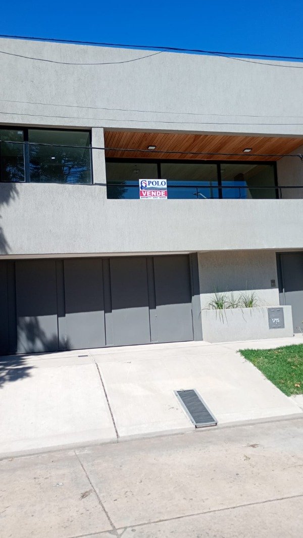 Producto - DEPARTAMENTO UBICADO SOBRE CALLE 12 DE OCTUBRE ENTRE RAUCH Y PRINGLES