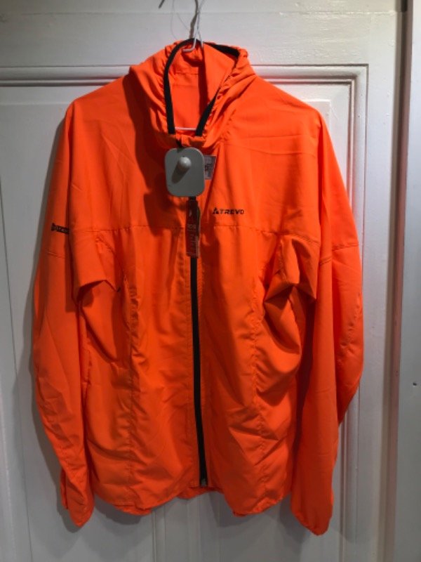 Producto - Rompeviento TREVO naranja fluo nueva c/ etiqueta Talle S- PRECIO:90X