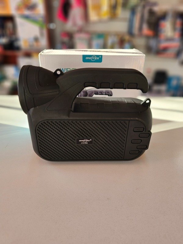Producto - Parlante Bluetooth con linterna solar GTS-2068