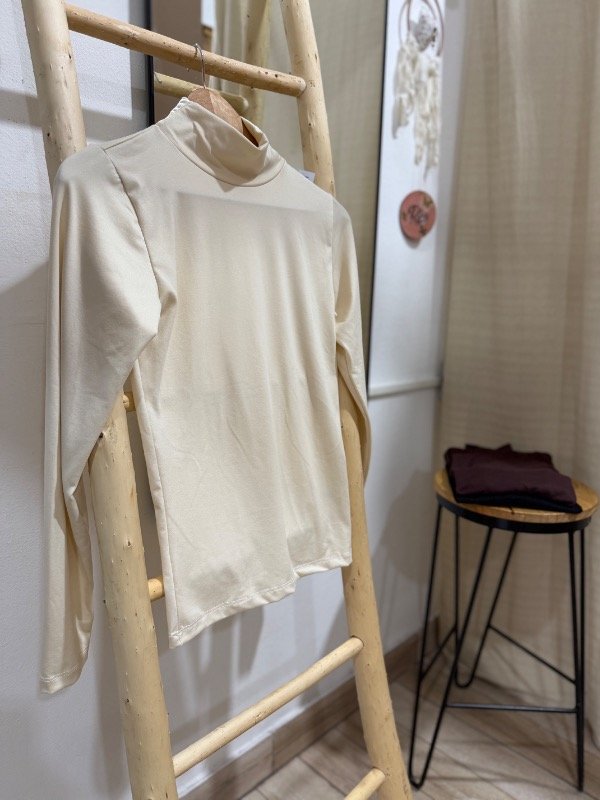 Producto - Camiseta polera Angela