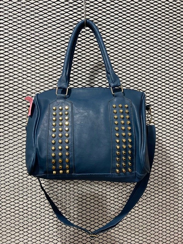Producto - Bolso con tachas