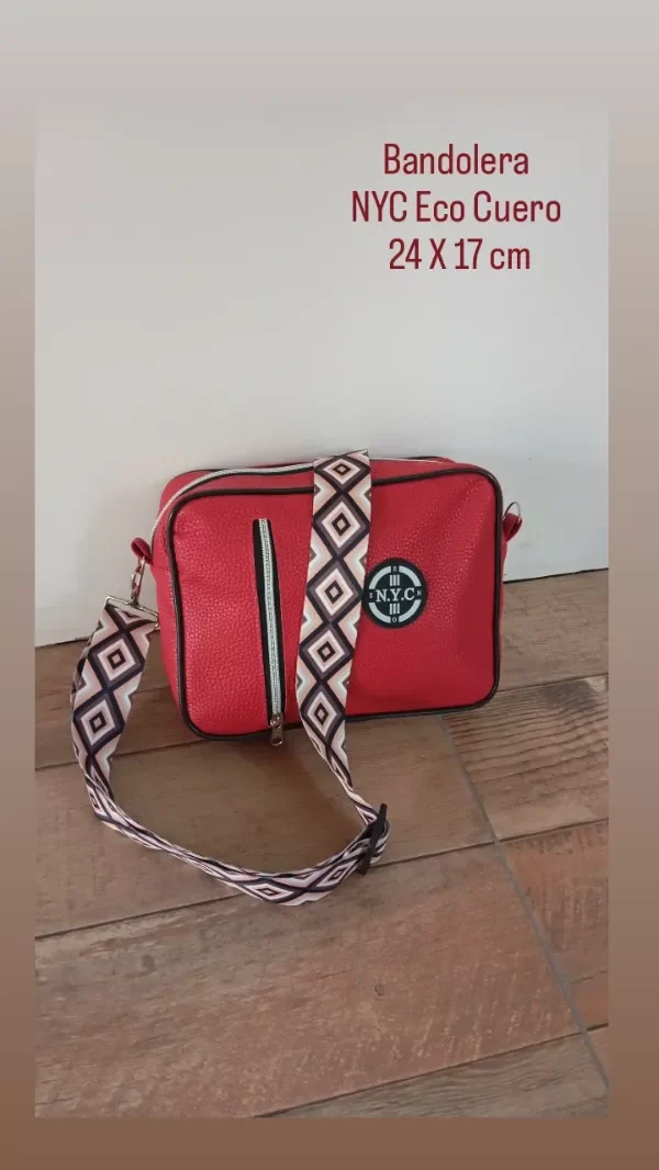 Producto - BANDOLERA NYC ECO CUERO ROJA 9
