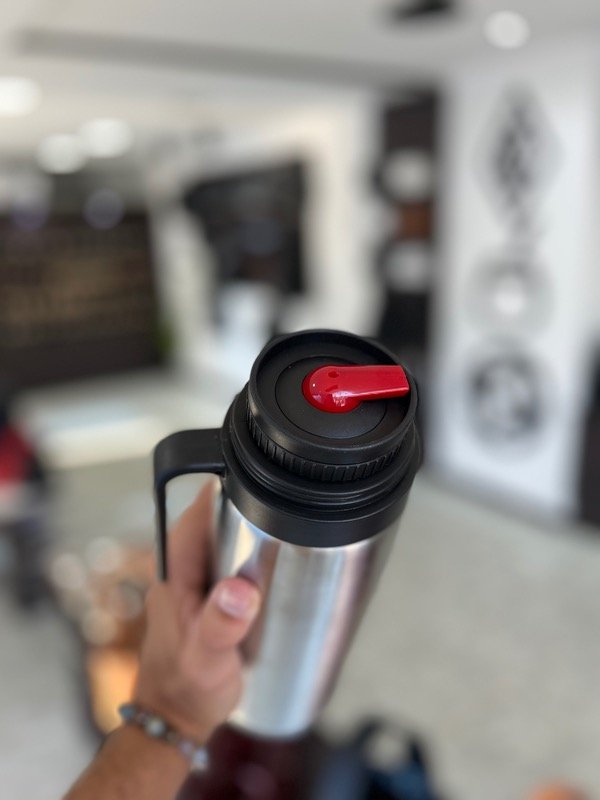 Producto - TERMO MEDIA MANIJA 1L