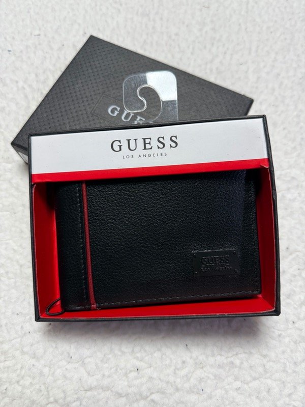 Producto - Billetera Guess