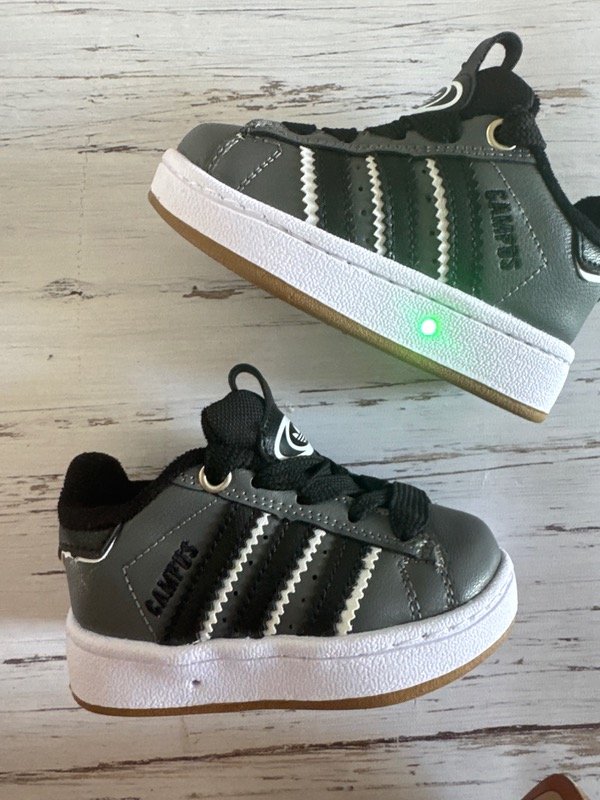 Producto - Zapatillas Campus con LUZ gris del 27 al 32