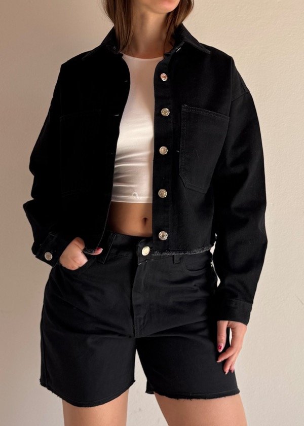 Producto - Campera Crop Emma (Negra)