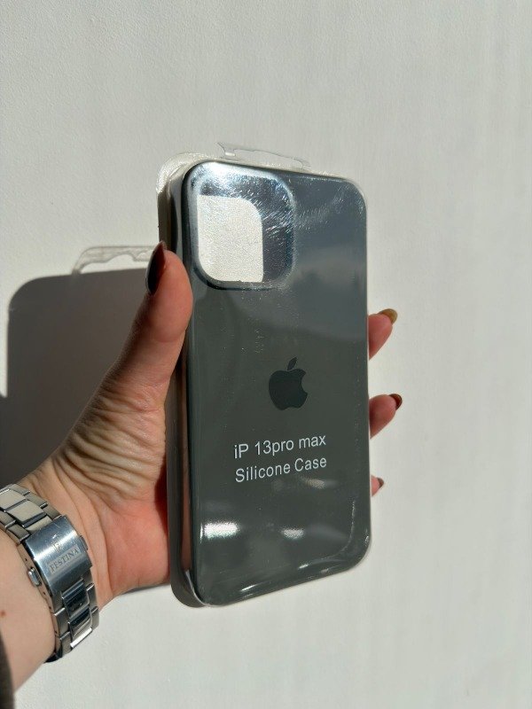 Producto - Silicone case Iphone 13 pro max gris oscuro