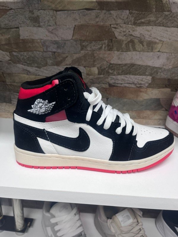 Producto - Nike Jordan Retro I Mid