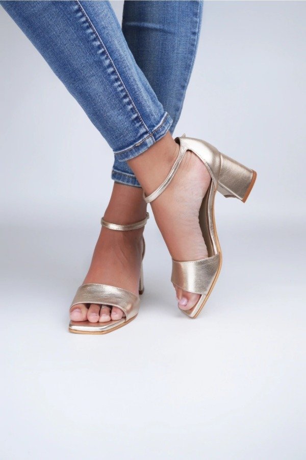 Producto - SANDALIA AURORA ORO